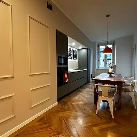 Palm Garden View Trieste