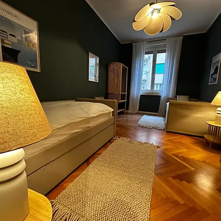 Palm Garden View Trieste